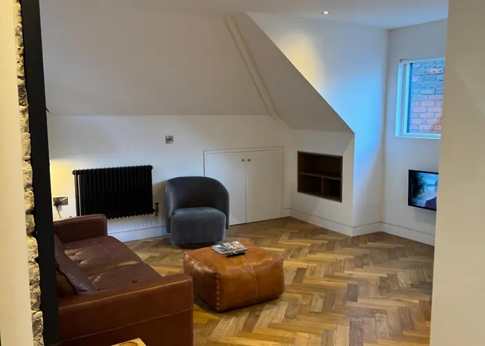 Luxury One Bed Penthouse In D2 * Dublin
